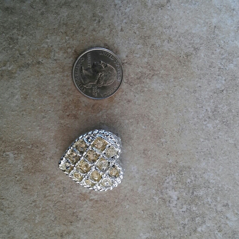 Vintage silver tone and rhinestone heart brooch